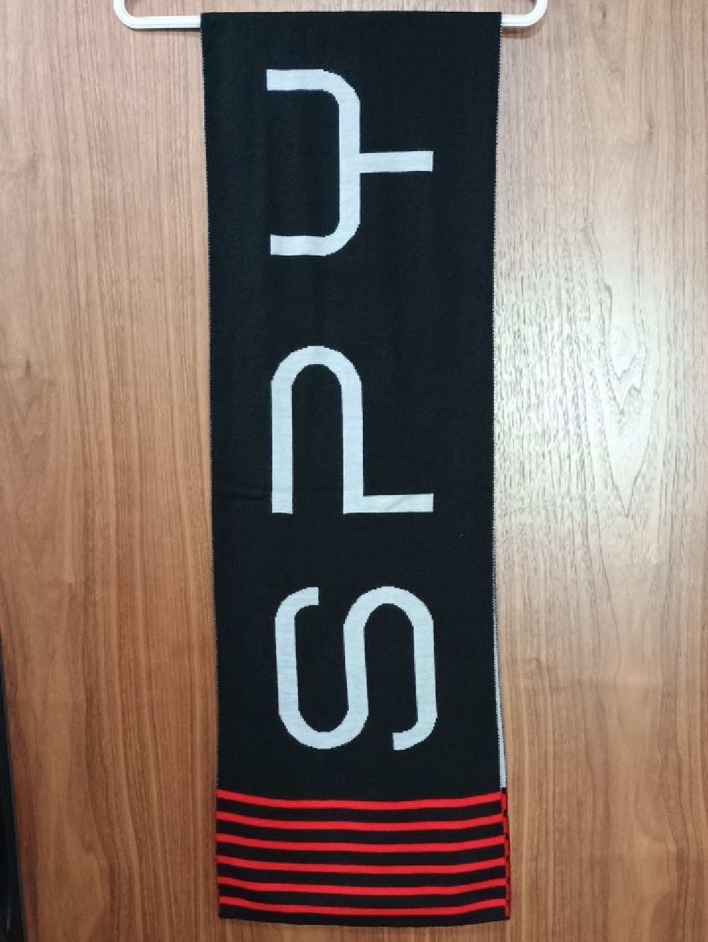 3/$15 Spyder Black and Red Striped Knit Scarf